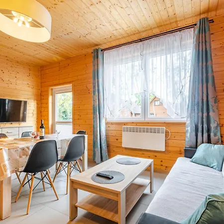 Nad Morzem Osrodek Baltica, * فيتشه